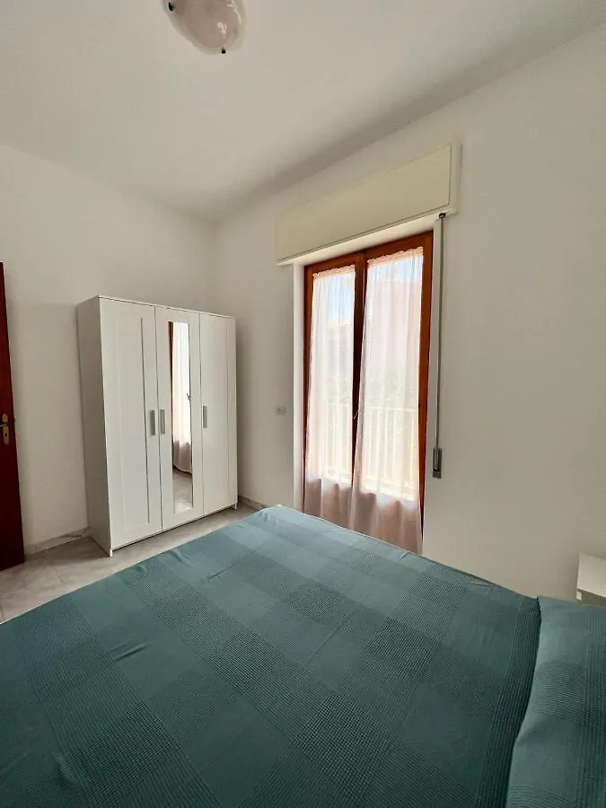 Suli E Mari Villa Cava dʼAliga 0*,  Italien